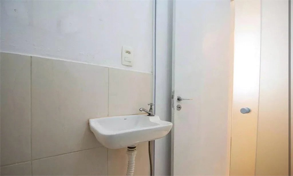 Apartamento à venda com 3 quartos, sendo 1 suíte, em Pinheiros, São Paulo, SP