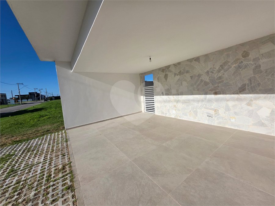 Casa em condomínio à venda com 3 quartos, sendo 1 suíte,  em Ogiva, Cabo Frio, RJ