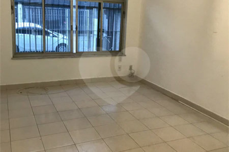 Sobrado à venda com 2 suítes em Santo Amaro, São Paulo, SP