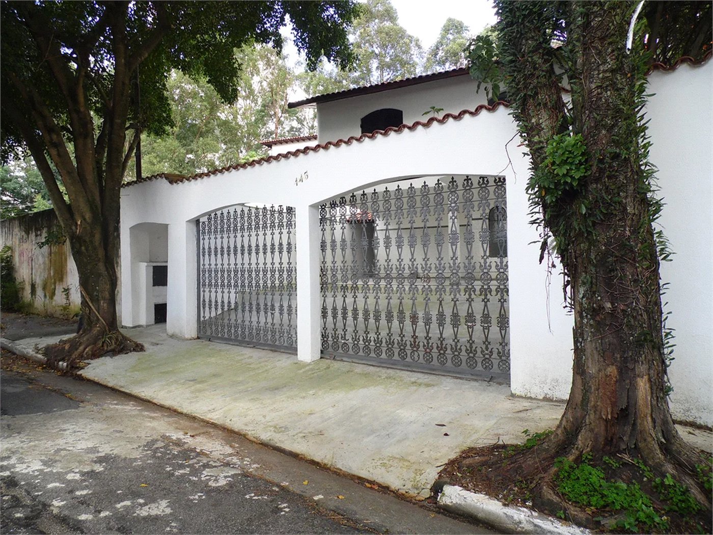 Casa à venda com 5 quartos, sendo 3 suítes, em Vila São Francisco, São Paulo, SP