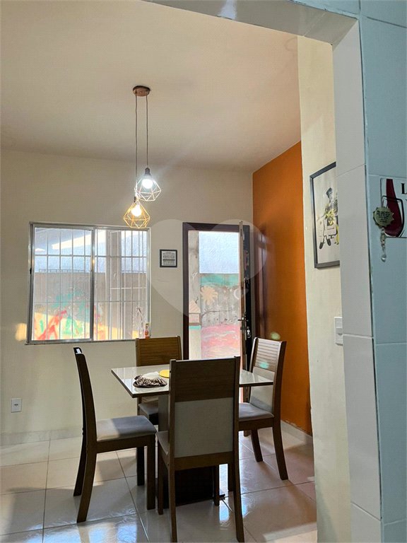 Casa à venda com 2 quartos, sendo 1 suíte,  em Caminho de Búzios, Cabo Frio, RJ