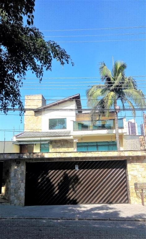 Sobrado à venda com 7 quartos, sendo 6 suítes, em Jardim Franca, São Paulo, SP