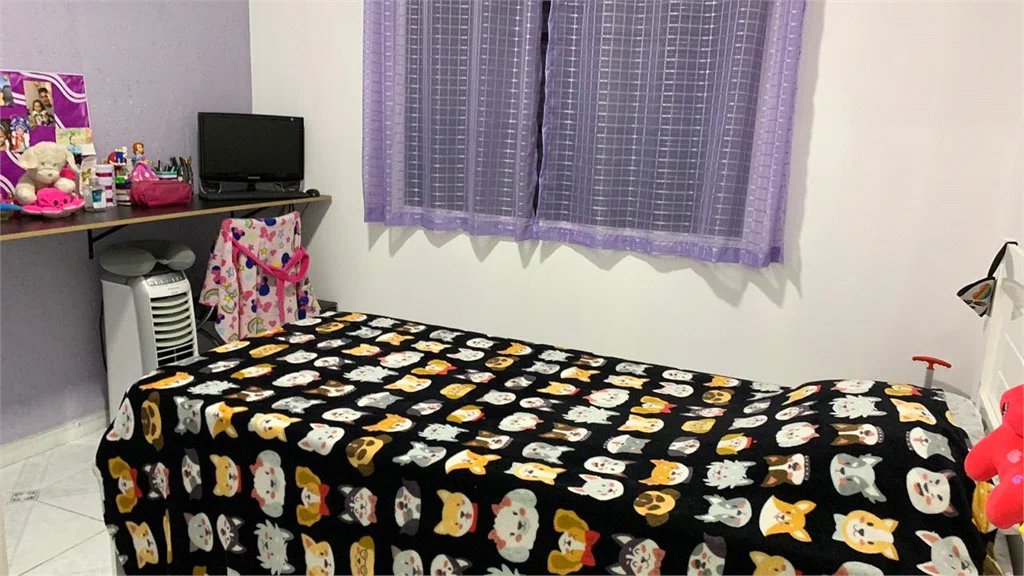 Sobrado à venda com 3 quartos, sendo 1 suíte, em Jardim Esmeralda, São Paulo, SP