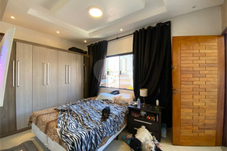 Casa à venda com 2 suítes no condomínio Pila, São Paulo - SP