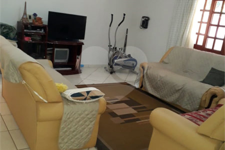 Chácara à venda com 4 quartos, sendo 1 suíte,  em Chácaras Polozzi, Louveira, SP