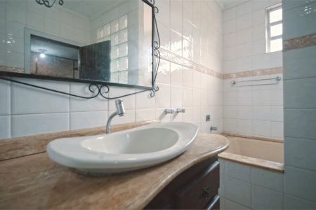 Terreno à venda com 6 quartos no condomínio Quinta dos Lagos, Cotia - SP