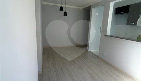 Apartamento à venda ou para alugar com 3 quartos, sendo 1 suíte,  em Vila Mogilar, Mogi das Cruzes, SP