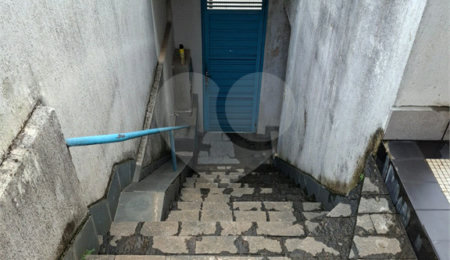 Sobrado à venda com 2 quartos em Santana, São Paulo, SP