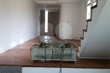 Sobrado à venda com 3 quartos, sendo 1 suíte, em Vila Maria Alta, São Paulo, SP