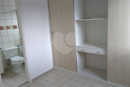 Apartamento à venda com 2 quartos em Jardim Ismênia, São José dos Campos, SP