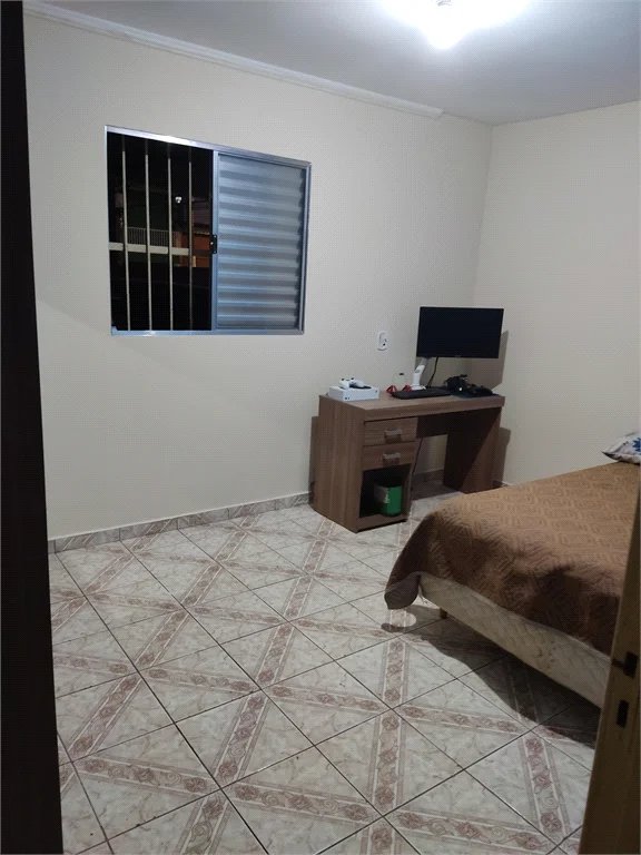 Casa à venda com 3 quartos, sendo 1 suíte, em Jardim Fraternidade, São Paulo, SP