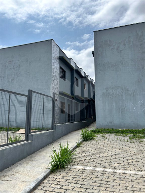 Villagio à venda com 2 quartos em Vila São Paulo, Mogi das Cruzes, SP