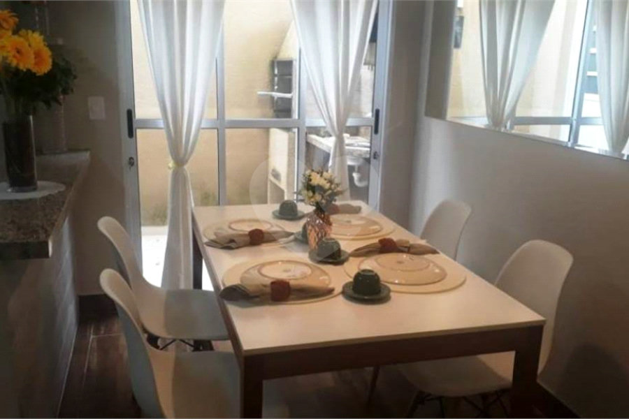 Casa à venda com 2 suítes no condomínio Reserva Jatobá, São Paulo - SP