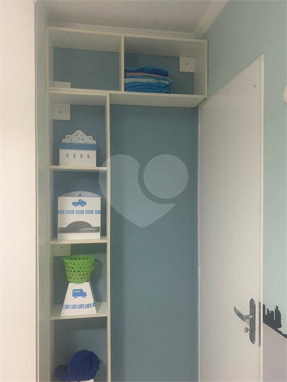 Apartamento à venda com 2 quartos em Jardim Itamarati, Poá, SP