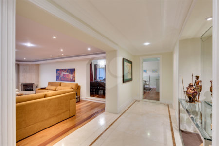 Apartamento à venda ou para alugar com 4 suítes em Alto da Boa Vista, São Paulo, SP
