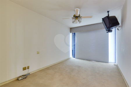 Apartamento à venda com 4 suítes em Santo Amaro, São Paulo, SP