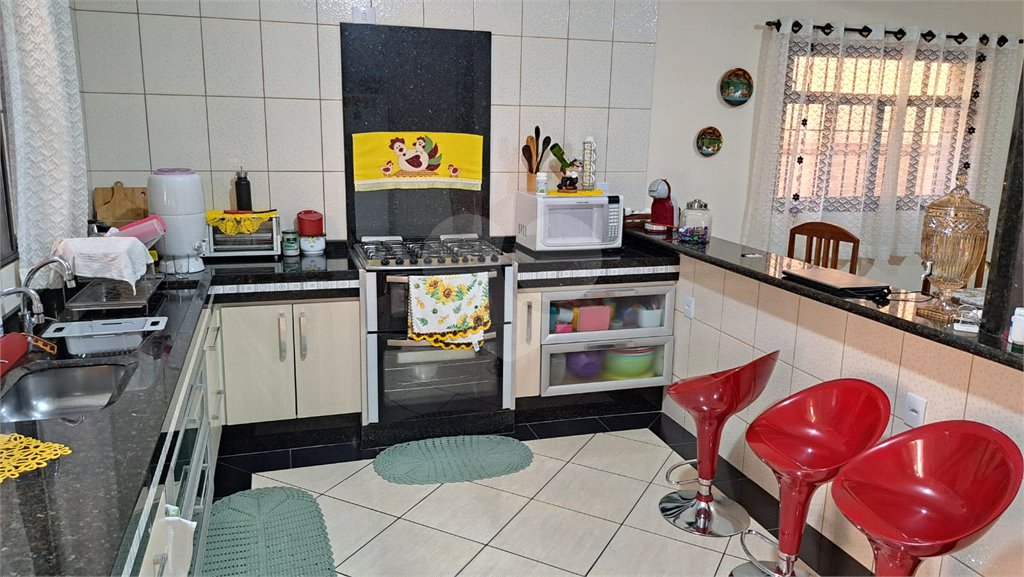 Casa à venda com 3 quartos, sendo 1 suíte,  em Jardim Universo, Mogi das Cruzes, SP