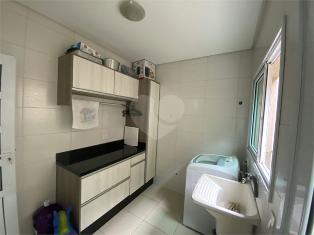Sobrado à venda com 3 quartos, sendo 1 suíte,  em Jardim Vila Galvão, Guarulhos, SP