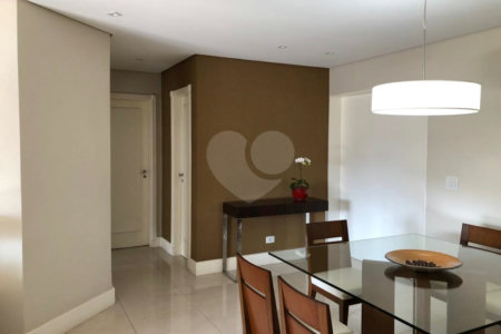 Apartamento à venda com 4 quartos, sendo 3 suítes,  em Cidade Monções, São Paulo, SP