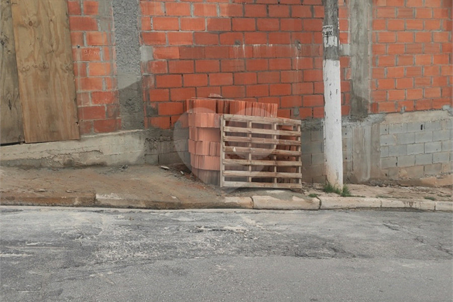 Casa à venda com 2 quartos, sendo 1 suíte, em Vila Guilherme, São Paulo, SP