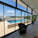 Casa à venda com 6 quartos, sendo 5 suítes, no condomínio Jardim Primavera, Louveira - SP