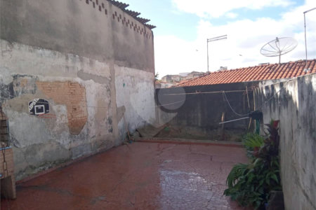 Sobrado à venda com 2 quartos em Vila Nivi, São Paulo, SP