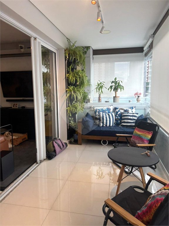 Apartamento à venda com 2 quartos, sendo 1 suíte,  em Tatuapé, São Paulo, SP