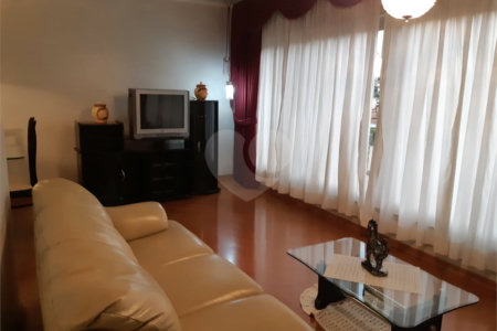 Sobrado à venda com 3 quartos, sendo 1 suíte, em Jardim Franca, São Paulo, SP