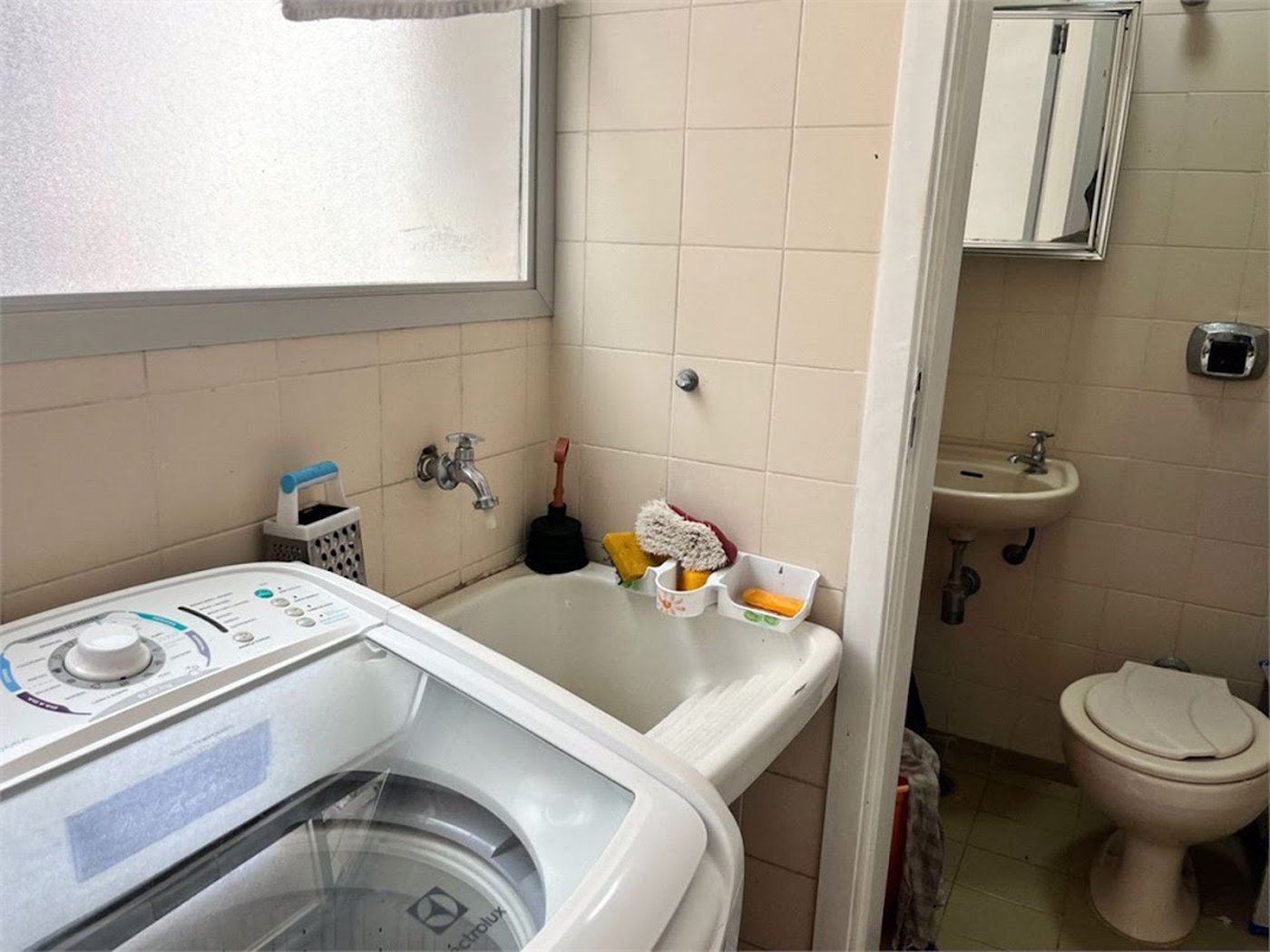 Apartamento com 3 dormitórios à venda, 100 m² por R$ 650.000,00 - Pitangueiras - Guarujá/SP