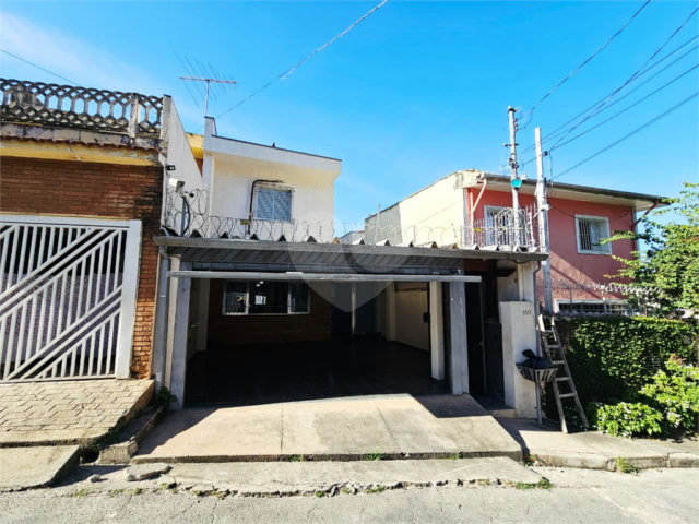 Sobrado à venda com 4 quartos, sendo 1 suíte,  em Vila Guilherme, São Paulo, SP