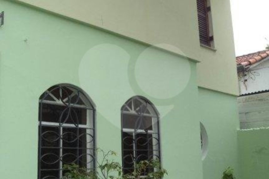 Sobrado à venda com 3 quartos, sendo 1 suíte, em Parada Inglesa, São Paulo, SP