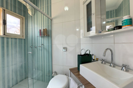 Casa à venda com 3 quartos, sendo 1 suíte, em Jardim Santa Rosália, Sorocaba, SP