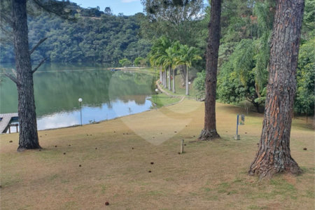 Casa à venda ou para alugar com 4 suítes em Vila Machado, Mairiporã, SP