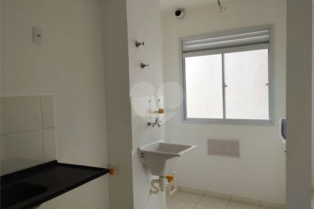 Apartamento à venda com 2 quartos em Parque Vitória, São Paulo, SP
