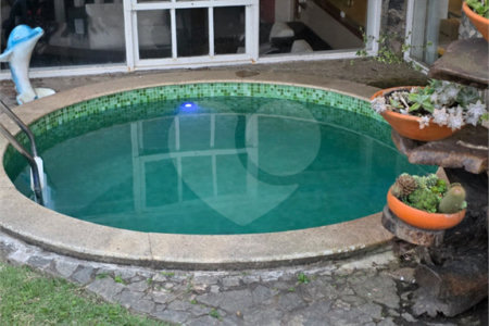 Casa à venda com 5 quartos, sendo 1 suíte,  em Praia Rasa, Armação dos Búzios, RJ