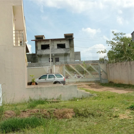 Sobrado à venda com 4 suítes no Centro, Bom Jesus dos Perdões, SP