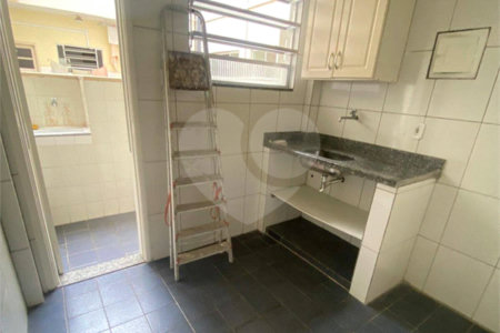 Apartamento à venda com 2 quartos no Centro, Cabo Frio, RJ