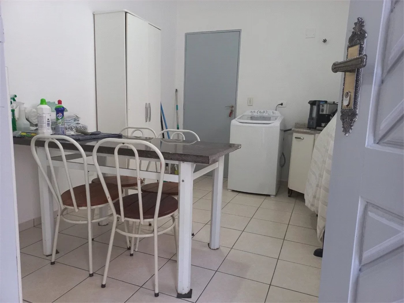 Sobrado à venda com 3 quartos, sendo 1 suíte, em Vila Lageado, São Paulo, SP