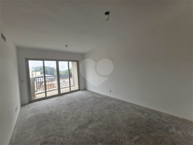 Apartamento à venda com 3 suítes em Santana, São Paulo, SP