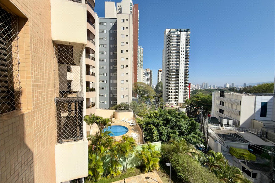 Apartamento à venda com 4 quartos, sendo 2 suítes, em Santana, São Paulo, SP