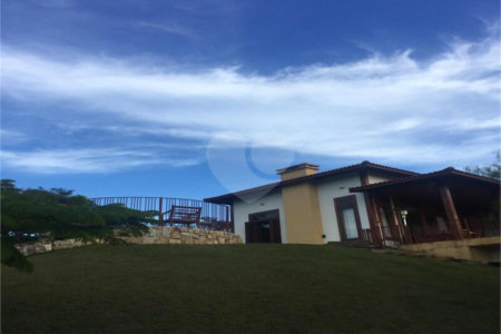 Casa à venda com 4 suítes no condomínio Parque da Fazenda, Itatiba - SP