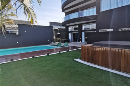 Casa à venda ou para alugar com 4 suítes em Parque dos Príncipes, São Paulo, SP