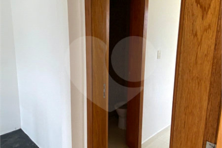 Triplex à venda com 2 quartos, sendo 1 suíte, em Parque dos Eucaliptos, Sorocaba, SP