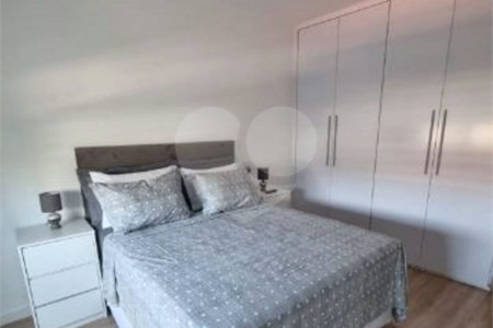 Sobrado à venda com 2 quartos em Santa Teresinha, São Paulo, SP