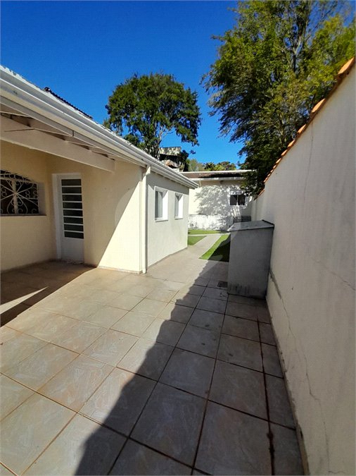 Casa à venda com 5 quartos, sendo 3 suítes,  no condomínio Estância Marambaia, Vinhedo - SP