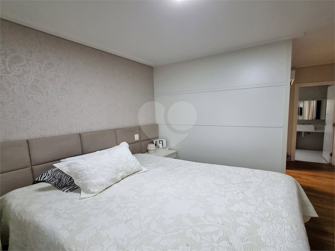 Apartamento à venda com 3 suítes em Santana, São Paulo, SP