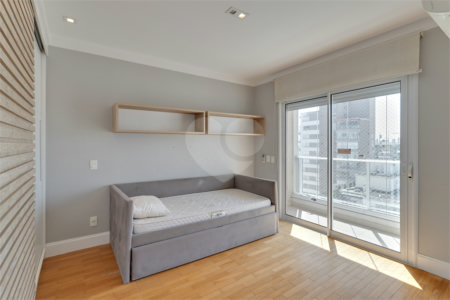 Apartamento à venda com 4 suítes em Campo Belo, São Paulo, SP