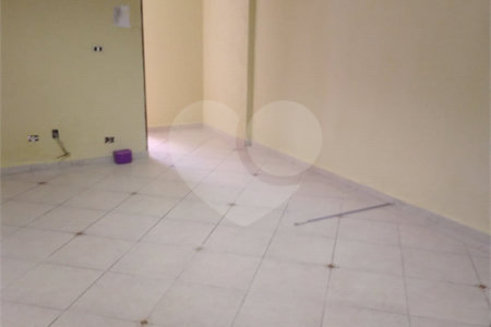 Sobrado à venda com 3 quartos em Santana, São Paulo, SP