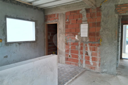Casa à venda com 3 quartos, sendo 1 suíte, no condomínio Mosaico da Serra, Mogi das Cruzes - SP