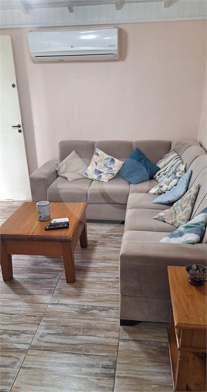 Casa à venda com 3 quartos, sendo 1 suíte, em Condomínio Flamboyant-b, Atibaia, SP